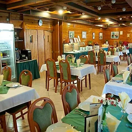 Hotel Majerik 3*