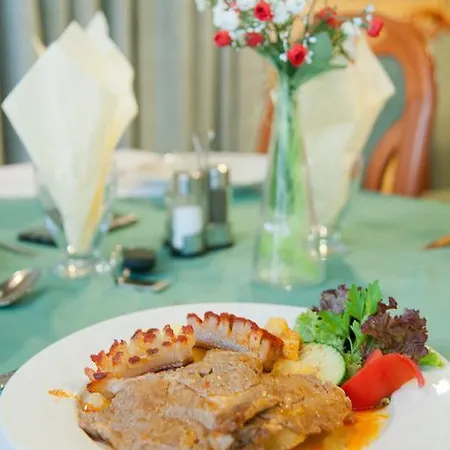 Majerik Hotel 3*